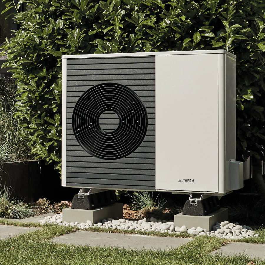 Sistema de aerotermia instalado por IMGas en Granada para calefacción y agua caliente eficiente